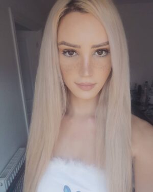 Evie May - CC3 Entertainment