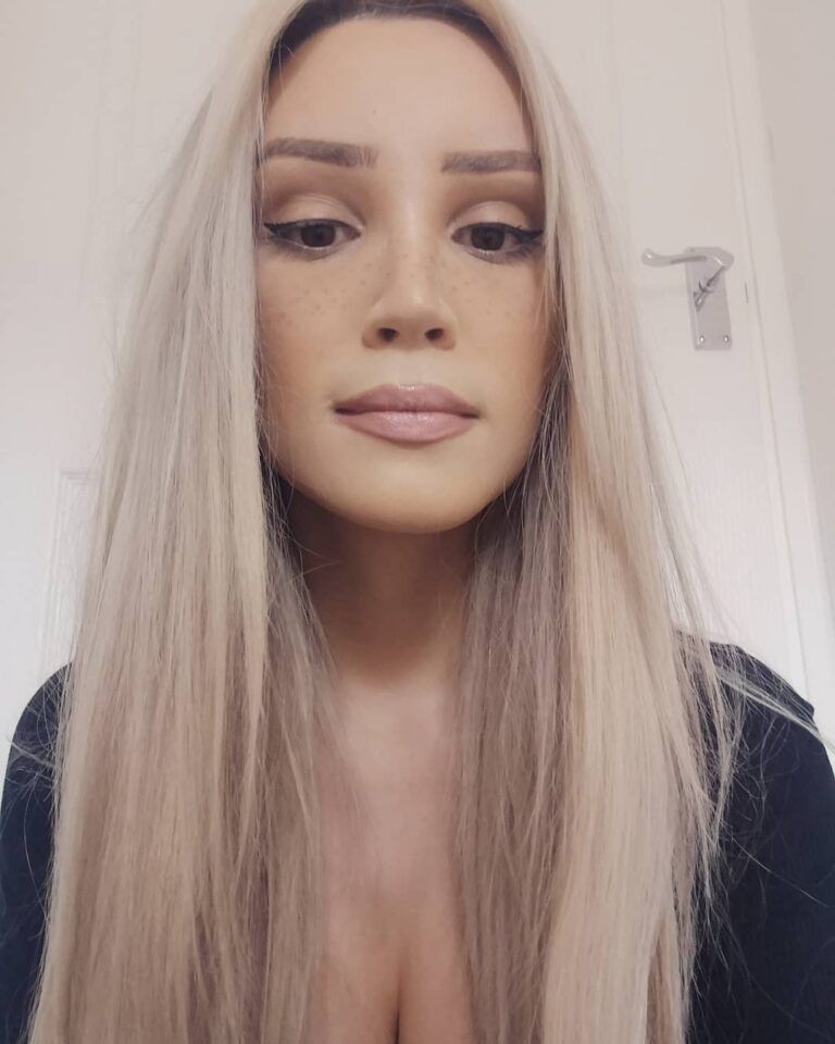 Evie May CC3 Entertainment